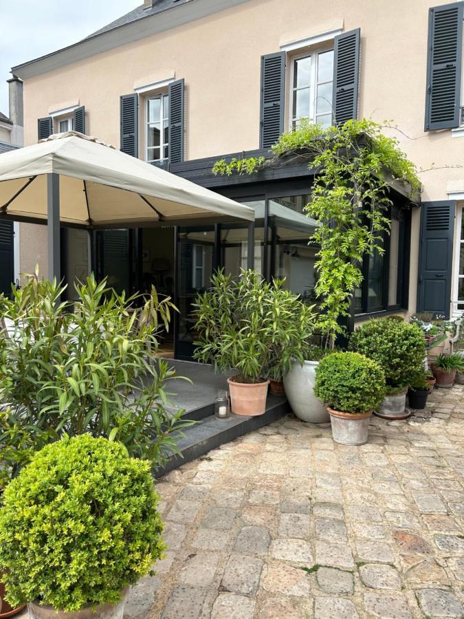 Le Jardin Cathedrale Bed & Breakfast Chartres Exterior photo
